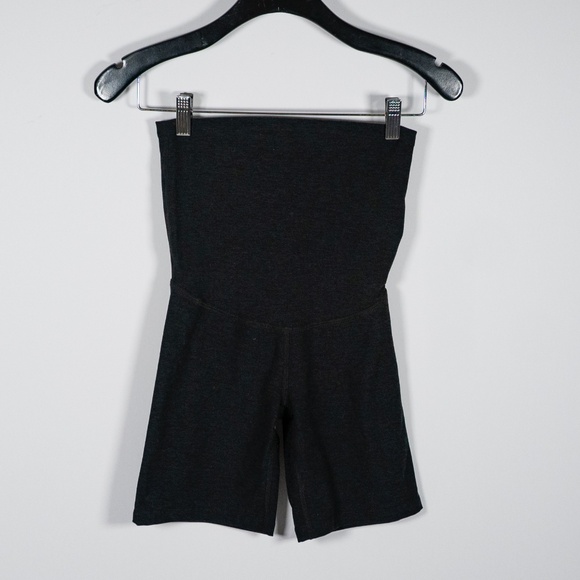 Beyond Yoga Women's Beyond The Bump Spacedye Love the Bump Maternity Biker Short - Picture 1 of 4